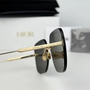 Dior | Accessories | Dior Women Sunglasses Gold Smoke Square  display picture 1